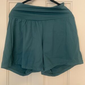 NWT HALARA Deep Teal Women's Athletic Shorts Size M Long
